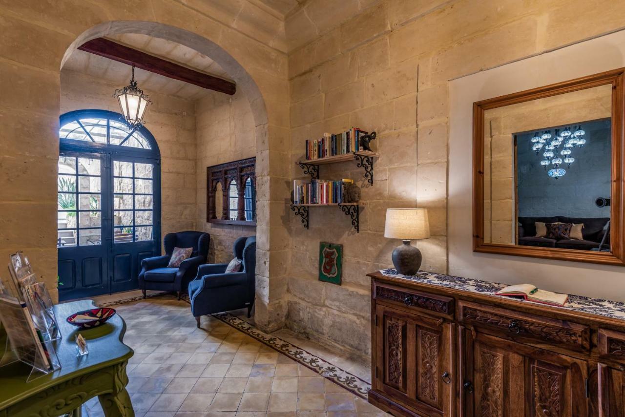 The Stonehouse Bed & Breakfast Saint Julian's Bagian luar foto