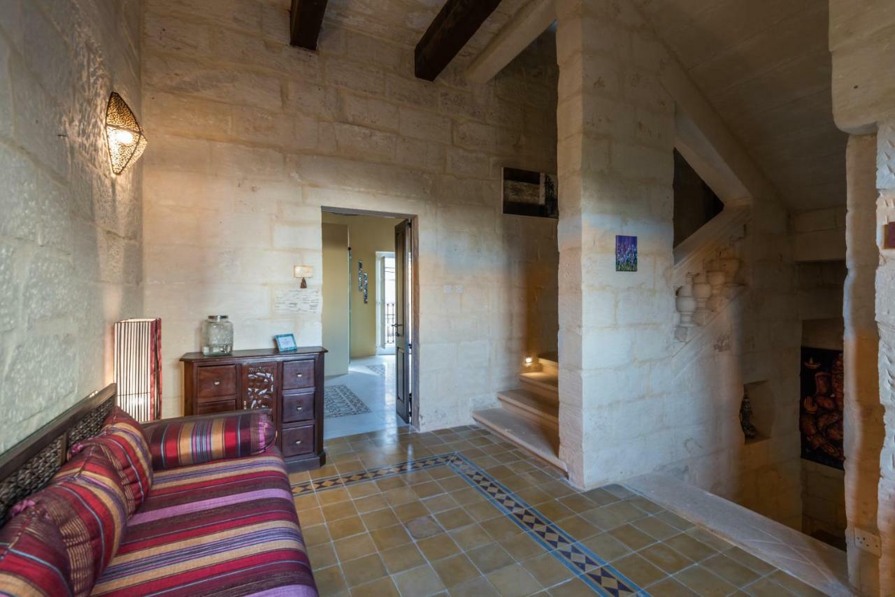 The Stonehouse Bed & Breakfast Saint Julian's Bagian luar foto