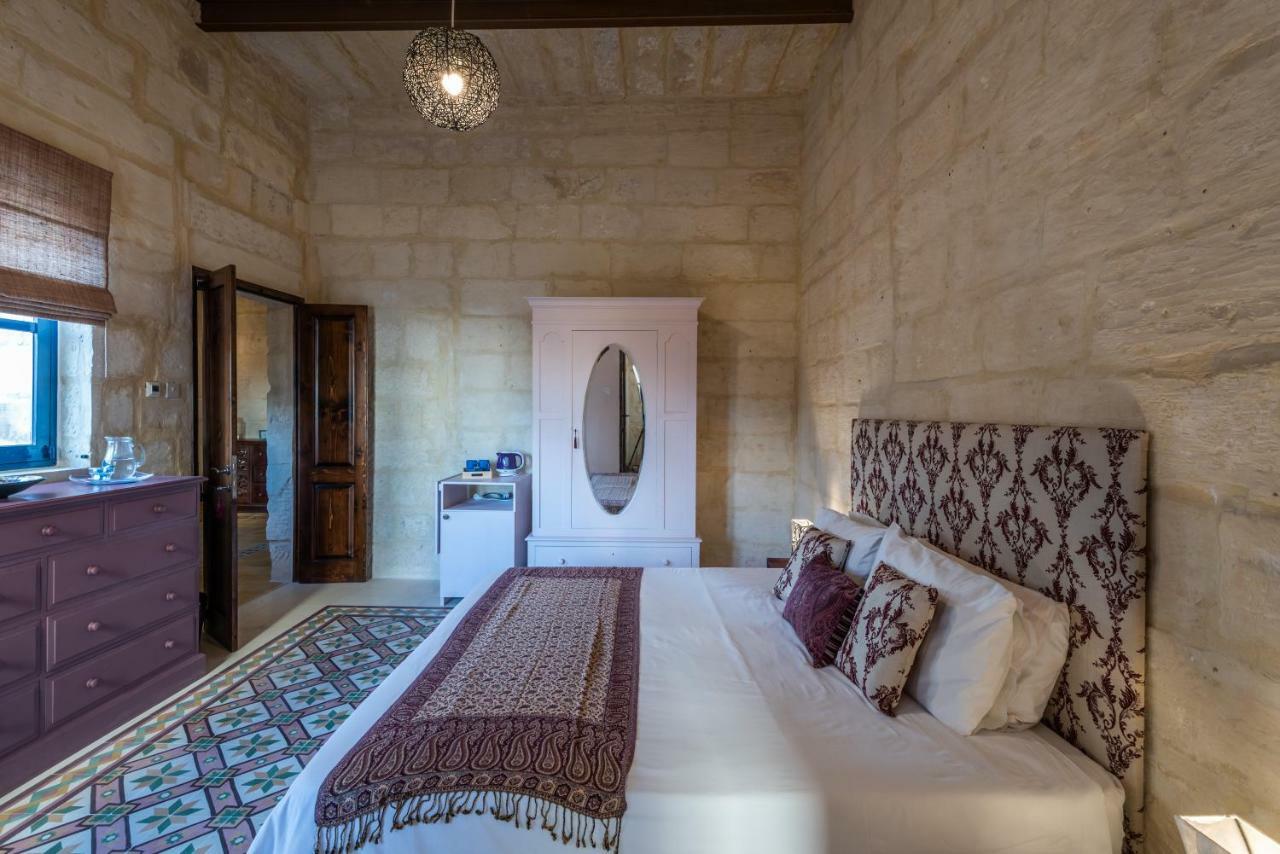 The Stonehouse Bed & Breakfast Saint Julian's Bagian luar foto